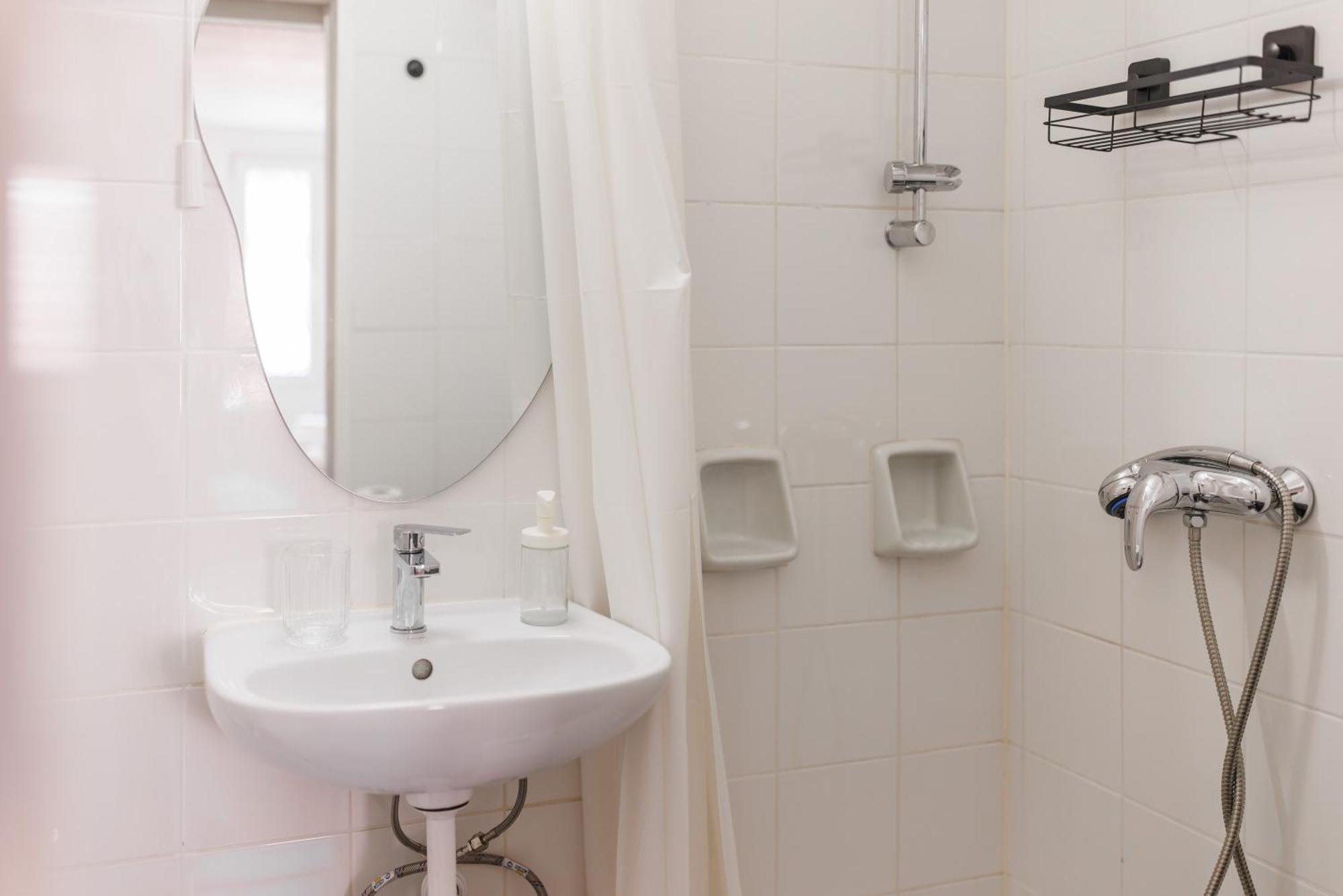 Plutus Apartments And Rooms With Free Parking Koper Exterior foto